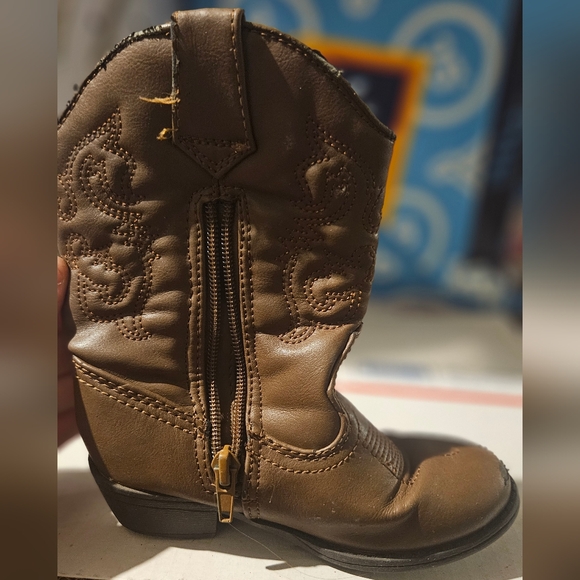 SmartFit Toddler 10 Skidproof Cowboy Boots - Picture 2 of 4